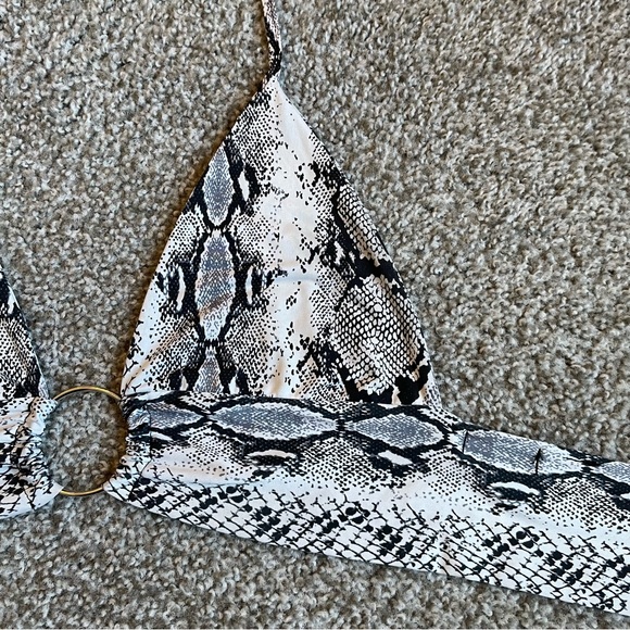 PrettyLittleThing Top - Picture 4 of 7